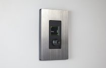 IP1 Wall Remote Black