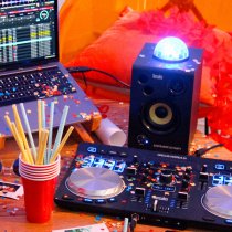 DJ Monitor 32 Party Pack