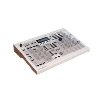 FPGA VA Polyphonic Synthesizer