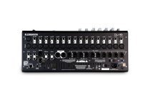 QU-16 Chrome Digital Mixer